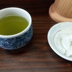 みっちゃん食堂 - お茶も美味しいぞ