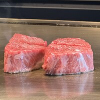 おちあいろうステーキハウス東京 - 和牛モモ