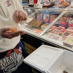 原口商店 - 試食会が始まりました。