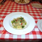 OSTERIA NAKANO - イタヤ貝とアスパラガスのタリオリーニ…でも美味しい　　イタヤ貝はホタテににている貝だそうです