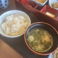 日本料理 初海 - 