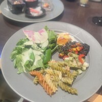 ブッフェアンドカフェ スロープサイドダイナー ザクロ - 