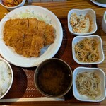 とんかつは飲み物。 - 