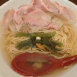 鶏一心 やなぎ麺業 - 料理写真:澄まし豚骨