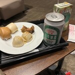 Taipei International Airport VIP Lounge - 