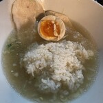 ラーメン・豚足 太吉 - 最後は雑炊！
