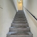 琢磨咖啡 coffee 永楽店 2F - 階段の先がお店