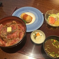 赤坂 津つ井 総本店 - 