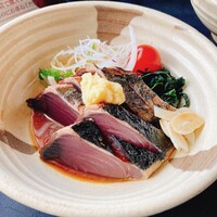 土佐料理 祢保希 新宿店 - 炭火焼き 鰹たたき