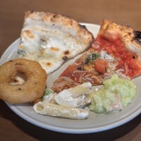 The Kitchen Salvatore Cuomo GINZA - ピッツァ　オニオンリング　ペンネ　リゾット