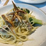 Source72 - 本日のパスタ(鶏肉のブラーチェとごぼうのビアンコ)