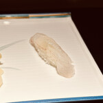 寿司栄 - ヒラメ