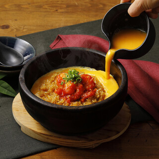 煮込みからデザートまで手づくり。趣向を凝らしたサイドメニュー