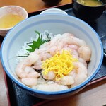 かにの山よし 旬鮮市場 - 甘えびむき身丼