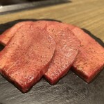 焼肉 ジャンボ はなれ - 上タン