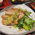 個室×北海道極食材　籠家 札幌駅南口本店 - 鶏もも肉の葱ソース