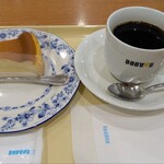 ドトールコーヒーショップ - 料理写真:ケーキセット