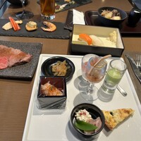 ブッフェアンドカフェ スロープサイドダイナー ザクロ - 