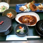 An An - チーズハンバーグとエビフライ、南蛮味噌カツ　定食（￥930）