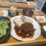 Cafe&Bistro FOR YU - パンおかわりOK♡焼いてくださっててサクサク。