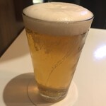 蔵くら - アフリカペールエール(志賀高原:長野)。IPA(インディアペールエール)ほど苦くない(インドまでは運べないけどアフリカくらいまでは行けるだろ)な程良い苦味。キャプションでは説明しきれん（苦笑）