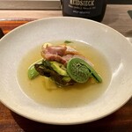 292189526 - 春野菜と地鶏のコンソメ カレーの風味