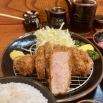 とんかつ稲 - 赤煉瓦