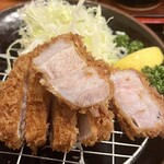 とんかつ稲 - 赤煉瓦