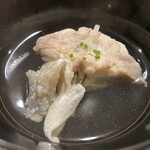 旬席 鈴江 - フグの身と遠江（とおとうみ（フグの身と皮の間のゼラチン質））の煮物