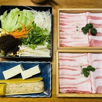 豚匠 宮古島邸 - 沖縄産島豚とアグー豚のしゃぶしゃぶ