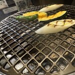 焼肉ホルモン 風土. - 野菜があるのはうれしい♪