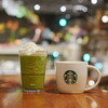 starbucks coffee - ドリンク写真:제주 말차 크림 JEJU MALCHA CREAM (₩6,500)、카페 라떼 CAFFÈ LATTE (₩4,400)