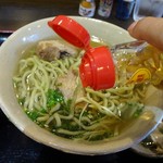 酒膳さくな - 久米島コーレーグースは辛さが強く独特な風味で美味しいです