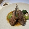 ラ・ターブル・ド・トリウミ - 仔羊骨付背肉-フキノトウのタプナード