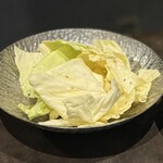 黒毛和牛A4A5 焼肉ありらん - 焼肉Aコース・キャベツ