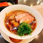 MENSHO - 醤油らぁ麺✨✨