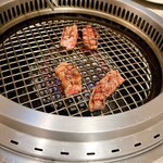 黒毛和牛焼肉 ABURIYA arata - 