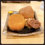 もつ焼きと牛だしおでん 酒場と金 - 