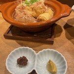 食堂 かぐら - 土鍋に入ったおでん