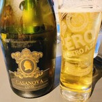 ピッツァ ジューシー - スパークリングワイン　カサノヴァ