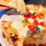 ピッツァ ジューシー - ジャッラ リコッタ