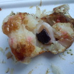 味富士たこ焼店 - タコは大きい！です。