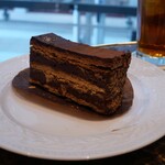 CAFE AUX BACCHANALES