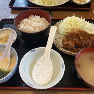 口コミ一覧 : どん平 （どんぺい） - 宮ノ前/とんかつ [食べログ]