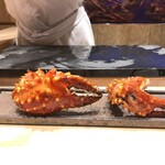湘南沖地蟹専門店ふじ月 - 利き手で大きさが違います