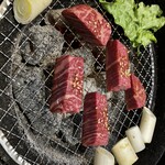 炭火焼肉やまと - 