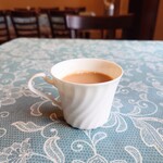 シャンティ - セルフサービスでいただく、デザートのコーヒー。