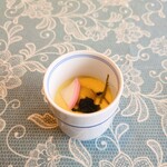 シャンティ - "麻紐くじ"で当てた(笑)、"茶碗蒸し"。