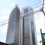 シャンティ - 右を見上げれば・・・。