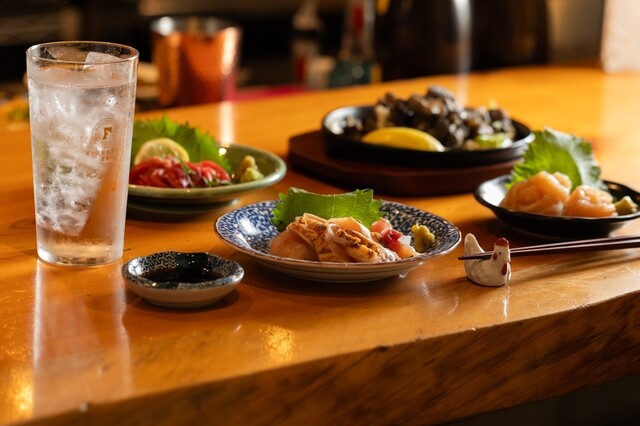 鶏と炭火 とり坊
